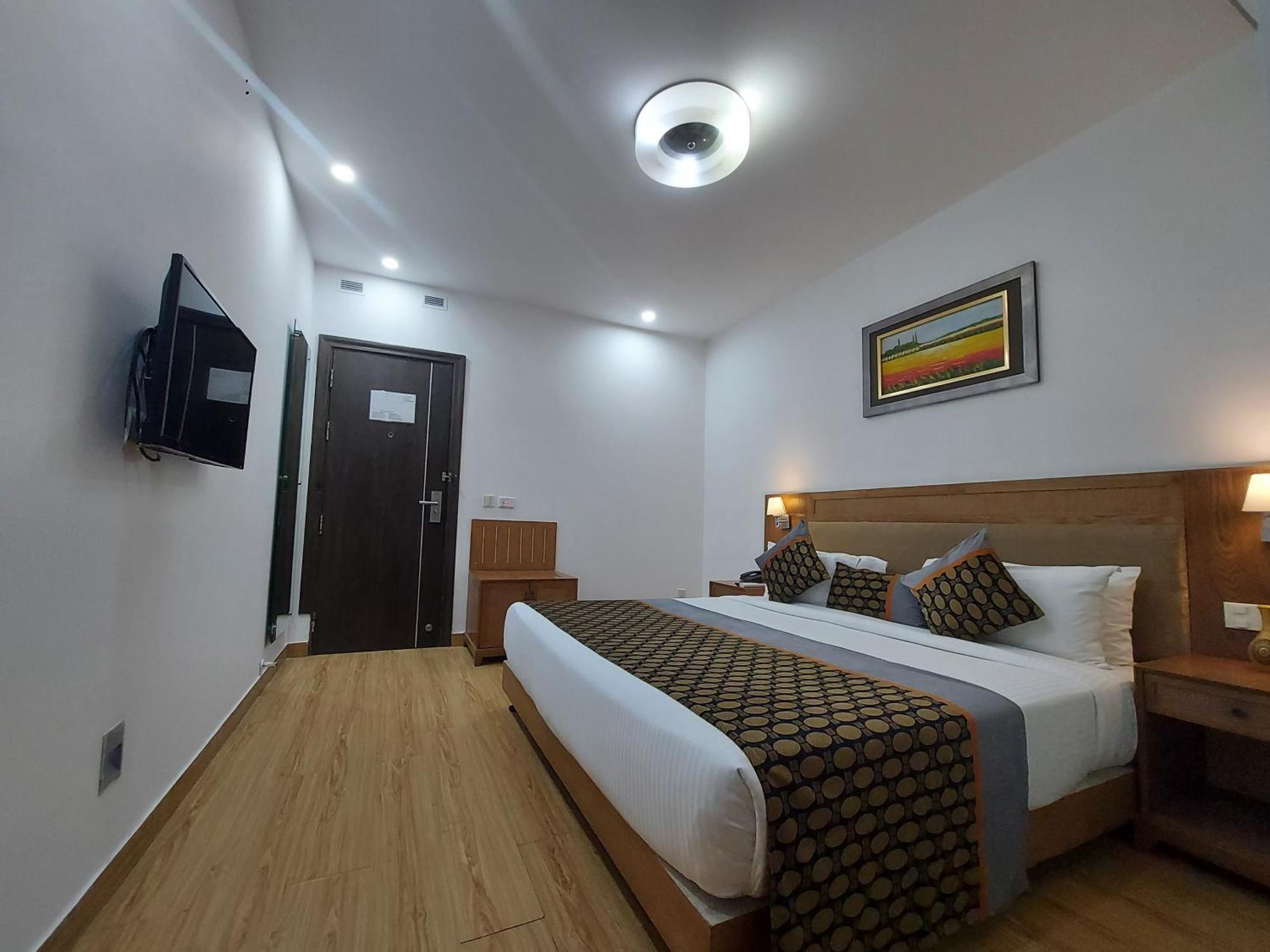 Premier By Opo New Delhi