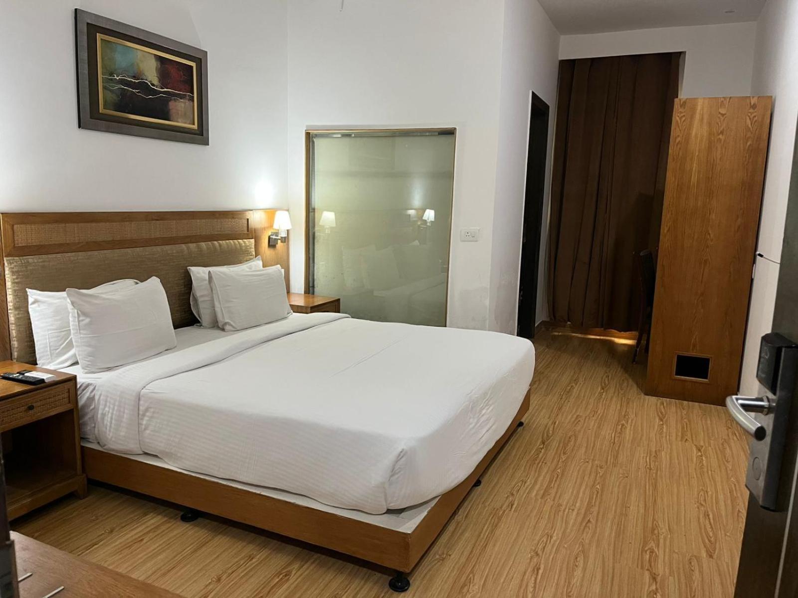 Premier By Opo Hotel New Delhi